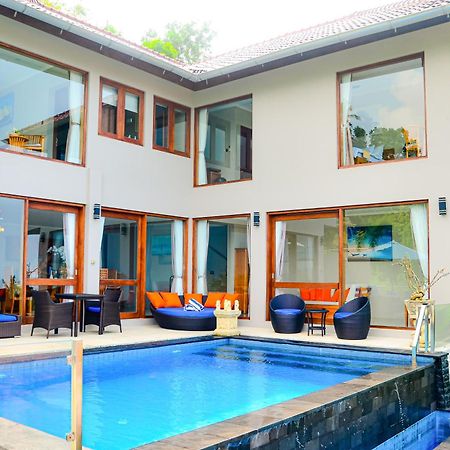 Villa Giuliana Senggigi Ngoại thất bức ảnh